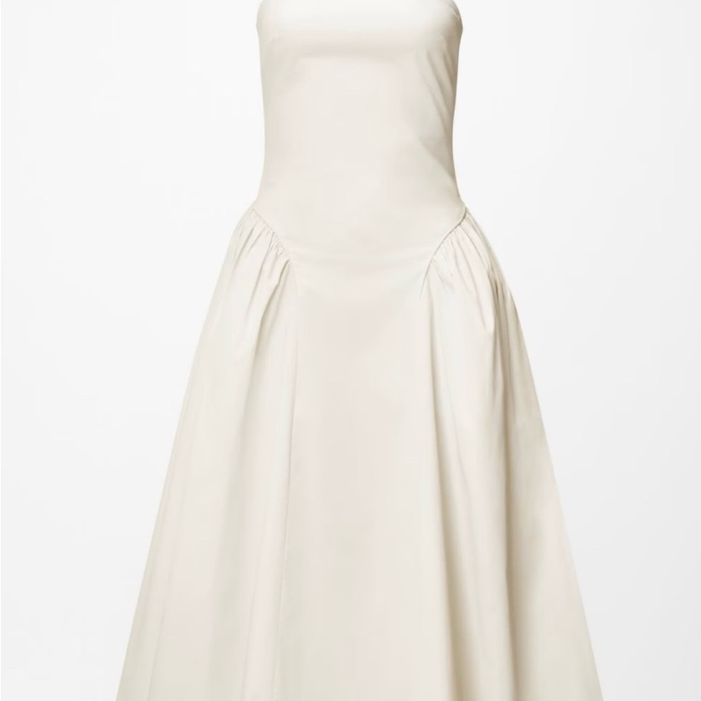 Elegant Cream Strapless Dress